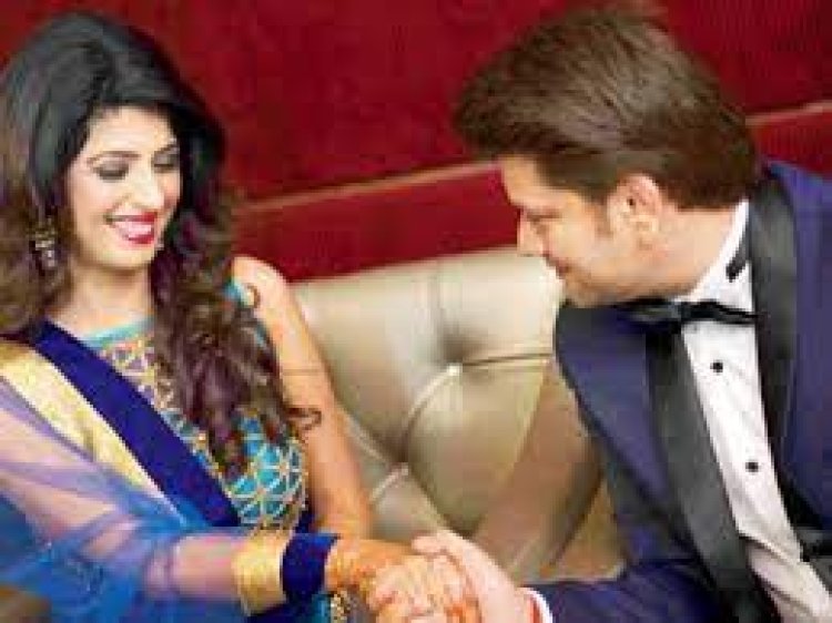 Actress Aishwarya Sakhuja wanted to divorce husband Rohit.